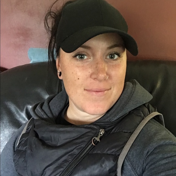 Meet your Posher, Kylee - Picture 1 of 1